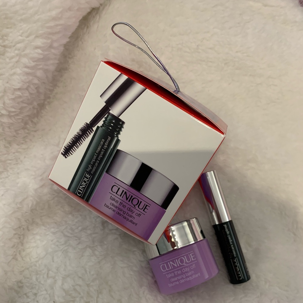Clinique Cleansing Balm & Mascara Set - Picture 2 of 5